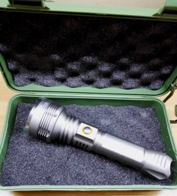 φακός επαναφορτιζόμενος