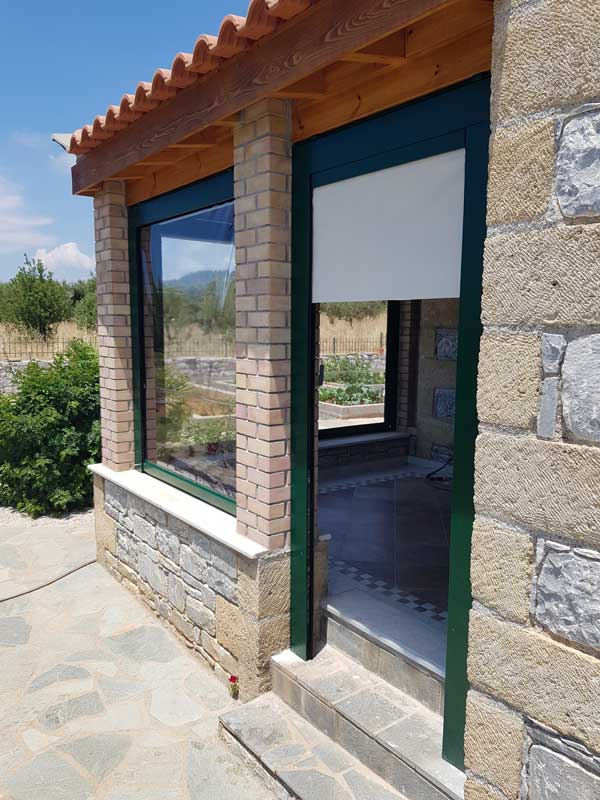 καθετη τεντα λ7